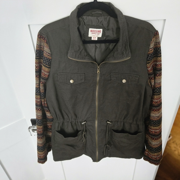 Mossimo Supply Co. Women's Olive Utility Jacket with Patterned Sleeves Size XL - Picture 15 of 16
